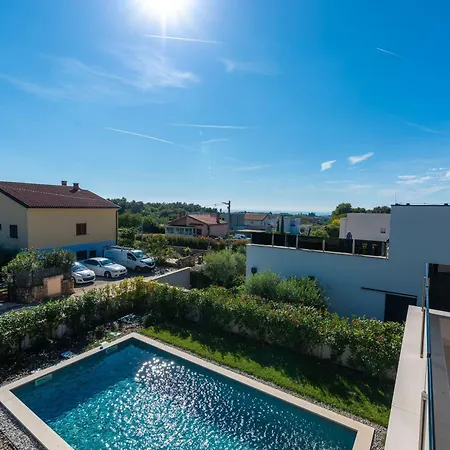 Ava Rossa Villa