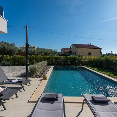 Ava Rossa Novigrad Istria