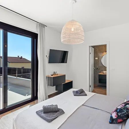 Ava Rossa * Novigrad Istria